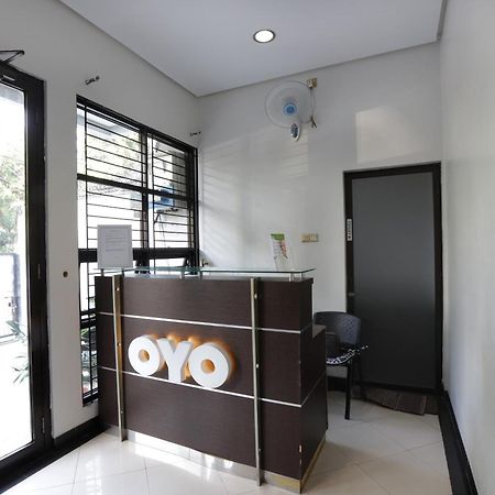 Oyo 148 Cempaka Place Homestay Jakarta Exteriör bild